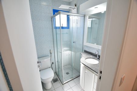 Apartamento para alugar com 77m², 2 quartos e 2 vagasBanheiro
