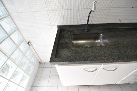 Apartamento para alugar com 77m², 2 quartos e 2 vagasCozinha