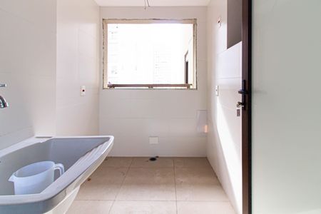 Apartamento à venda com 128m², 3 quartos e 3 vagas Apartamento à venda com 128m², 3 quartos e 3 vagasÁrea de Serviço