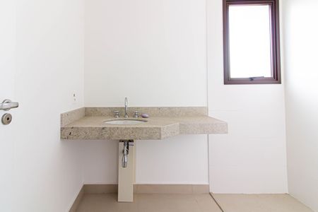 Apartamento à venda com 128m², 3 quartos e 3 vagas Apartamento à venda com 128m², 3 quartos e 3 vagasBanheiro da Suíte 3