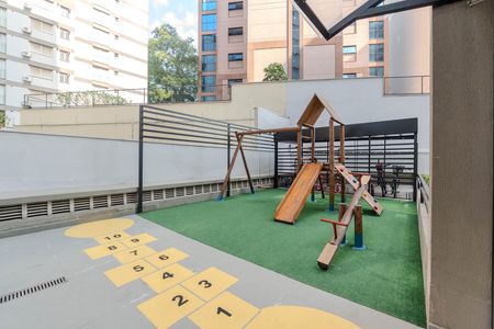 Apartamento à venda com 67m², 2 quartos e 1 vaga Apartamento à venda com 67m², 2 quartos e 1 vagaÁrea comum - Playground