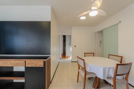 Apartamento à venda com 67m², 2 quartos e 1 vaga Apartamento à venda com 67m², 2 quartos e 1 vagaSala