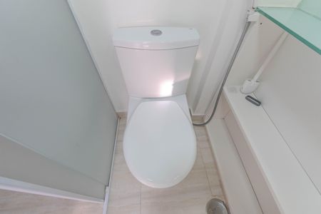 Apartamento à venda com 67m², 2 quartos e 1 vaga Apartamento à venda com 67m², 2 quartos e 1 vagaBanheiro