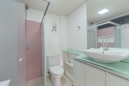 Apartamento à venda com 67m², 2 quartos e 1 vaga Apartamento à venda com 67m², 2 quartos e 1 vagaBanheiro