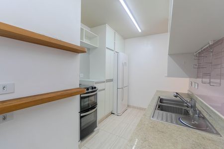 Apartamento à venda com 67m², 2 quartos e 1 vaga Apartamento à venda com 67m², 2 quartos e 1 vagaCozinha