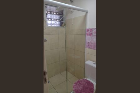 Banheiro de apartamento para alugar com 2 quartos, 47m² em Lajeado, Cotia