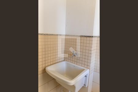 Apartamento para alugar com 55m², 2 quartos e 1 vaga Apartamento para alugar com 55m², 2 quartos e 1 vagaCozinha e Área de Serviço