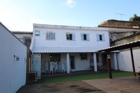 Casa para alugar com 360m², 3 quartos e 1 vagaFachada