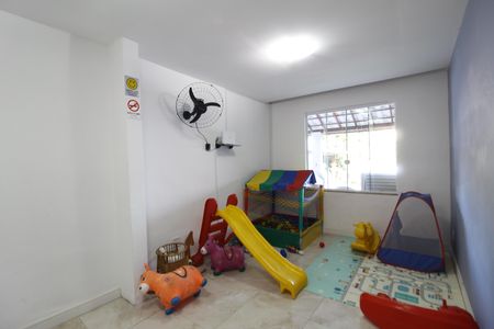 Sala 2 de casa à venda com 3 quartos, 360m² em Curicica, Rio de Janeiro