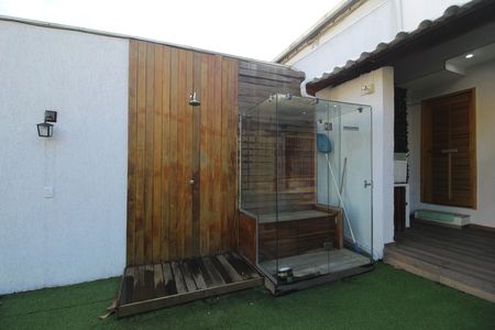 Casa para alugar com 360m², 3 quartos e 1 vagaSauna