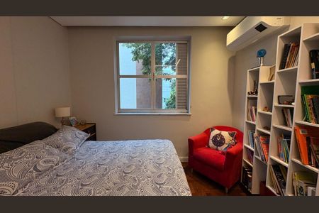 Apartamento à venda com 221m², 4 quartos e 2 vagas Apartamento à venda com 221m², 4 quartos e 2 vagasFoto 08