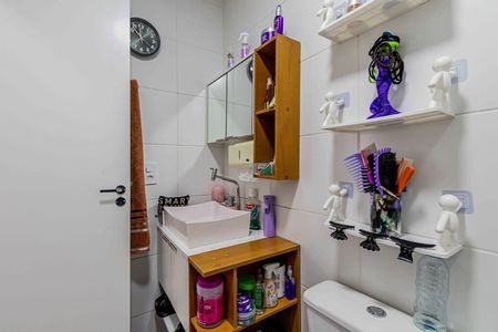Banheiro de apartamento à venda com 2 quartos, 44m² em Vila Pirituba, São Paulo