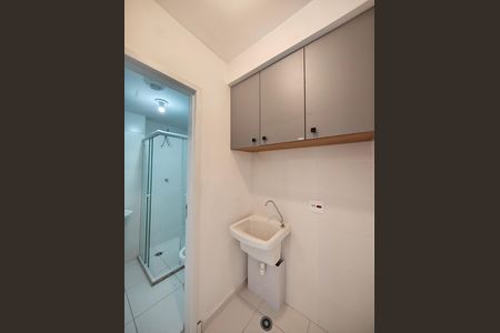 Área de serviço de apartamento para alugar com 1 quarto, 60m² em Vila Gustavo, São Paulo