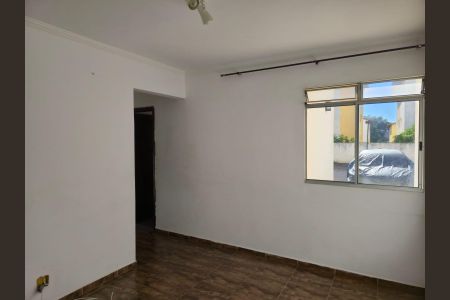 Apartamento para alugar com 55m², 2 quartos e 1 vaga Apartamento para alugar com 55m², 2 quartos e 1 vagaSala