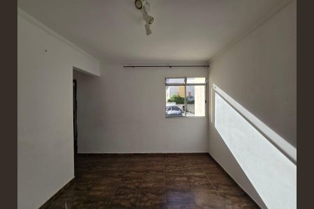 Sala de apartamento para alugar com 2 quartos, 55m² em Jardim Odete, Guarulhos