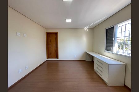 Quarto 2 de casa à venda com 3 quartos, 277m² em Jaguaré, São Paulo
