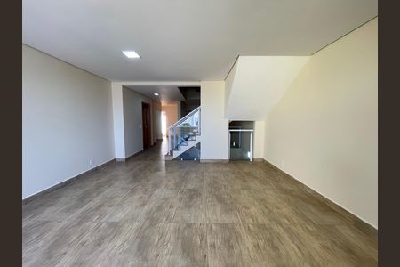 Sala de casa à venda com 3 quartos, 277m² em Jaguaré, São Paulo