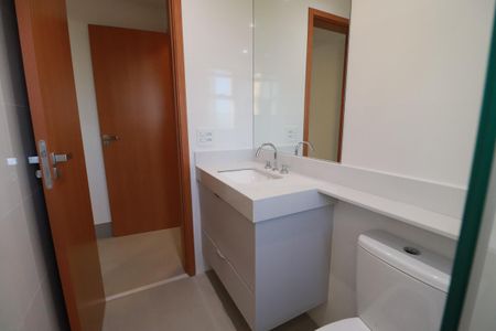 Apartamento para alugar com 124m², 2 quartos e 3 vagasBanheiro suite 1