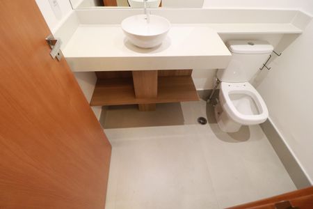 Apartamento para alugar com 124m², 2 quartos e 3 vagasBanheiro suite 2