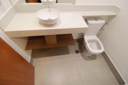 Apartamento para alugar com 124m², 2 quartos e 3 vagasLavabo 