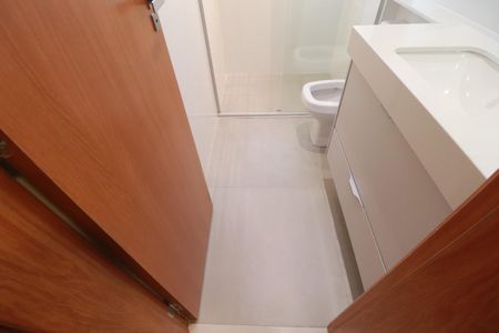 Apartamento para alugar com 124m², 2 quartos e 3 vagasBanheiro suite 2