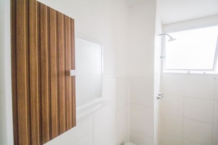 Apartamento para alugar com 44m², 2 quartos e 1 vaga Apartamento para alugar com 44m², 2 quartos e 1 vagaBanheiro