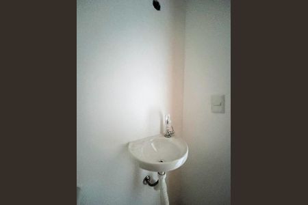 Casa de condomínio à venda com 71m², 2 quartos e 1 vaga Casa de condomínio à venda com 71m², 2 quartos e 1 vagaLavabo