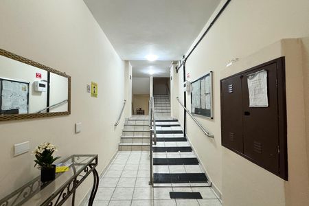 Apartamento para alugar com 67m², 2 quartos e 1 vaga Apartamento para alugar com 67m², 2 quartos e 1 vagaÁrea comum - Hall