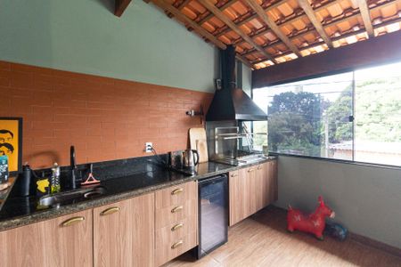 Casa para alugar com 163m², 3 quartos e 2 vagas Casa para alugar com 163m², 3 quartos e 2 vagasSacada