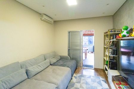 Sala de casa para alugar com 3 quartos, 163m² em Jardim Santa Maria, Cotia