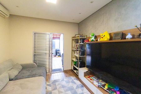 Casa para alugar com 3 quartos, 163m² em Jardim Santa Maria, Cotia