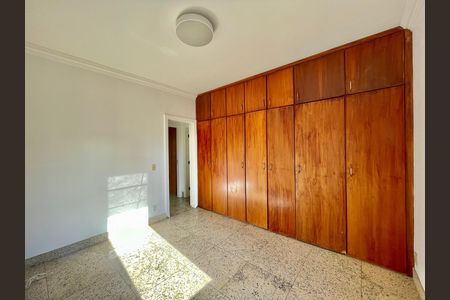 Apartamento para alugar com 110m², 3 quartos e 2 vagas