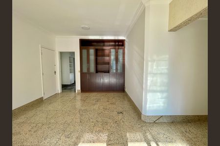 Apartamento para alugar com 3 quartos, 110m² em São Lucas, Belo Horizonte
