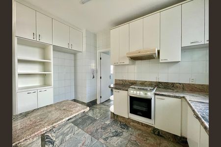Apartamento para alugar com 110m², 3 quartos e 2 vagas