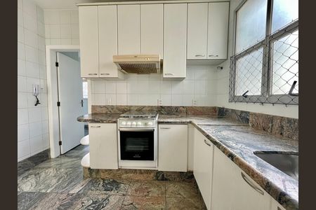 Apartamento para alugar com 110m², 3 quartos e 2 vagas