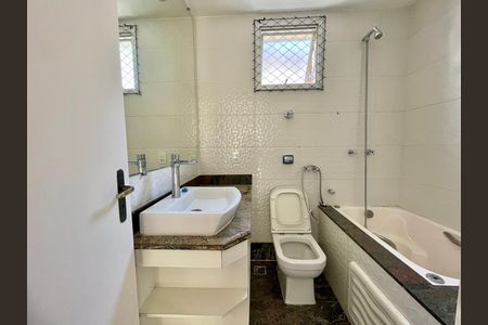 Apartamento para alugar com 110m², 3 quartos e 2 vagas