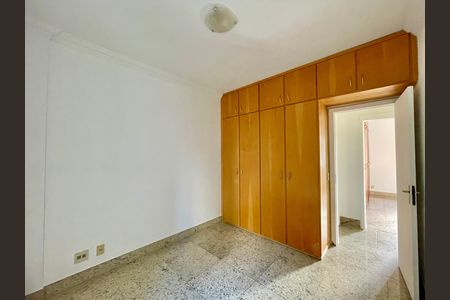 Apartamento para alugar com 110m², 3 quartos e 2 vagas