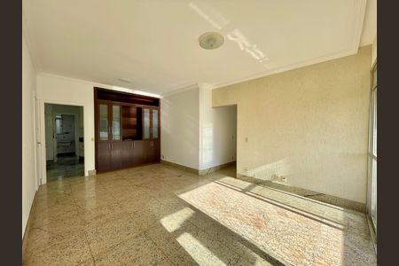 Apartamento para alugar com 110m², 3 quartos e 2 vagas