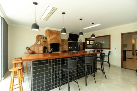 Casa de condomínio para alugar com 415m², 4 quartos e 8 vagas Casa de condomínio para alugar com 415m², 4 quartos e 8 vagasÁrea comum