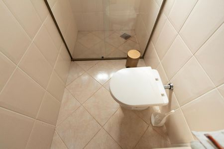 Casa de condomínio para alugar com 415m², 4 quartos e 8 vagas Casa de condomínio para alugar com 415m², 4 quartos e 8 vagasBanheiro Social