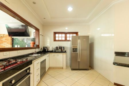 Casa de condomínio para alugar com 415m², 4 quartos e 8 vagas Casa de condomínio para alugar com 415m², 4 quartos e 8 vagasCozinha