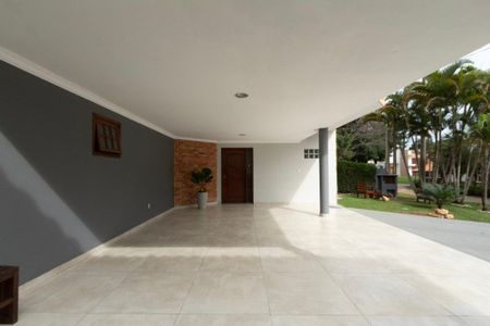 Casa de condomínio para alugar com 415m², 4 quartos e 8 vagas Casa de condomínio para alugar com 415m², 4 quartos e 8 vagasÁrea comum