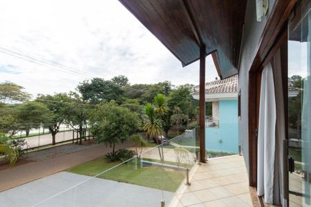 Casa de condomínio para alugar com 415m², 4 quartos e 8 vagas Casa de condomínio para alugar com 415m², 4 quartos e 8 vagasÁrea comum