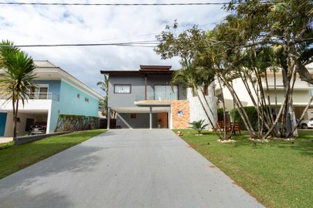 Casa de condomínio para alugar com 415m², 4 quartos e 8 vagas Casa de condomínio para alugar com 415m², 4 quartos e 8 vagasÁrea comum