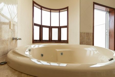 Casa de condomínio para alugar com 415m², 4 quartos e 8 vagas Casa de condomínio para alugar com 415m², 4 quartos e 8 vagasBanheiro - Suíte 2