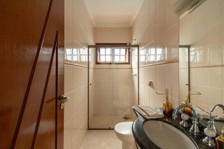 Casa de condomínio para alugar com 415m², 4 quartos e 8 vagas Casa de condomínio para alugar com 415m², 4 quartos e 8 vagasBanheiro Social
