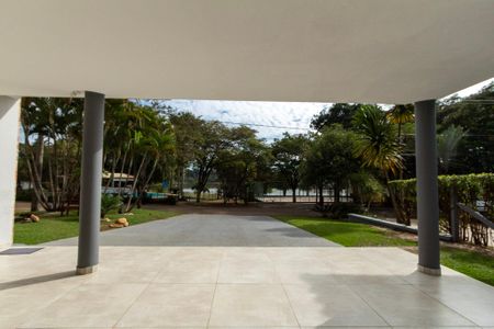 Casa de condomínio para alugar com 415m², 4 quartos e 8 vagas Casa de condomínio para alugar com 415m², 4 quartos e 8 vagasÁrea comum