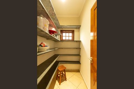 Casa de condomínio para alugar com 415m², 4 quartos e 8 vagas Casa de condomínio para alugar com 415m², 4 quartos e 8 vagasDespensa