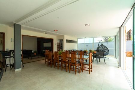 Casa de condomínio para alugar com 415m², 4 quartos e 8 vagas Casa de condomínio para alugar com 415m², 4 quartos e 8 vagasÁrea comum