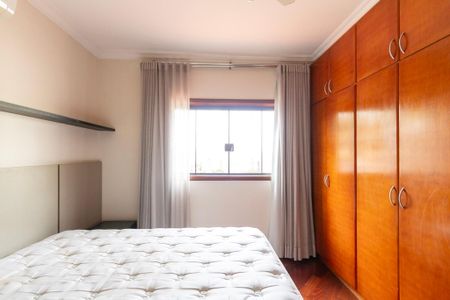 Casa de condomínio para alugar com 415m², 4 quartos e 8 vagas Casa de condomínio para alugar com 415m², 4 quartos e 8 vagasSuíte 1